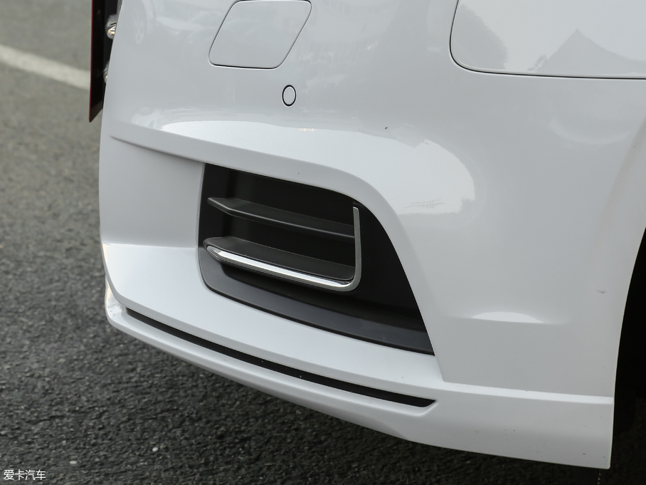 2018?yun)WA3 Limousine 30 Limousine 35 TFSIL(fng)