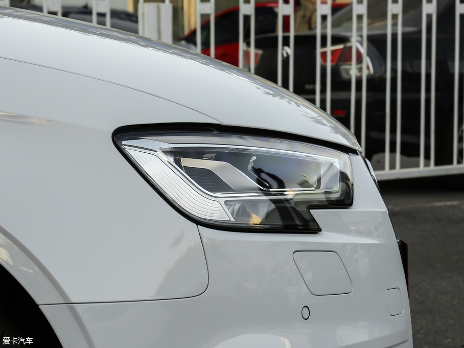 2018��W��A3 Limousine 30����� Limousine 35 TFSI�L����