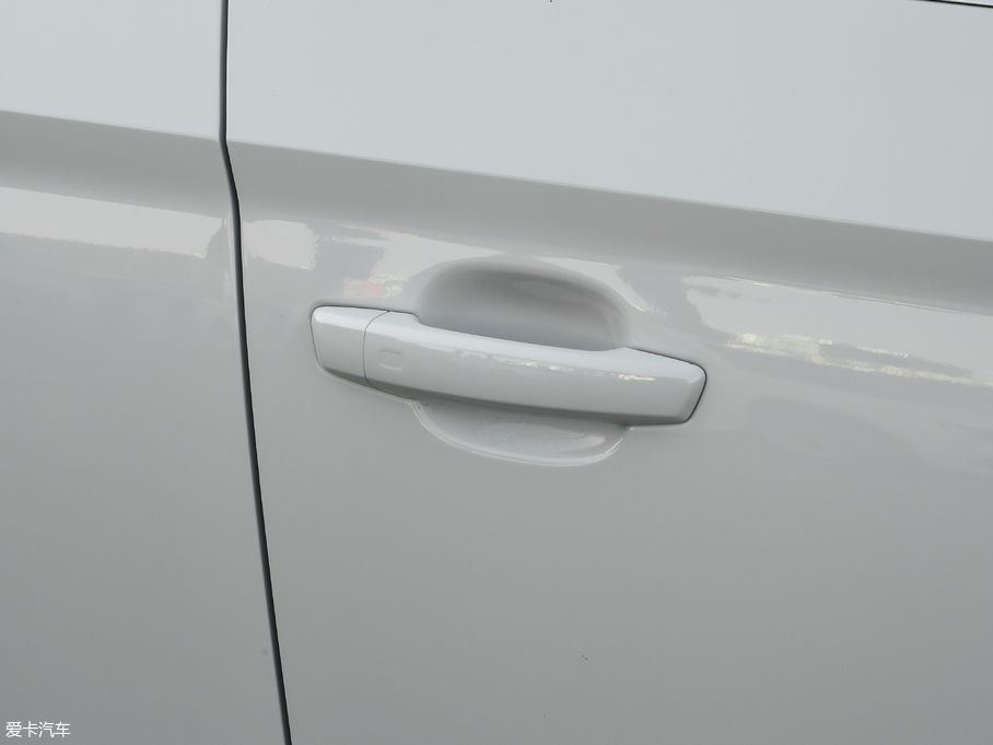 2018WA3 Limousine 30 Limousine 35 TFSIL