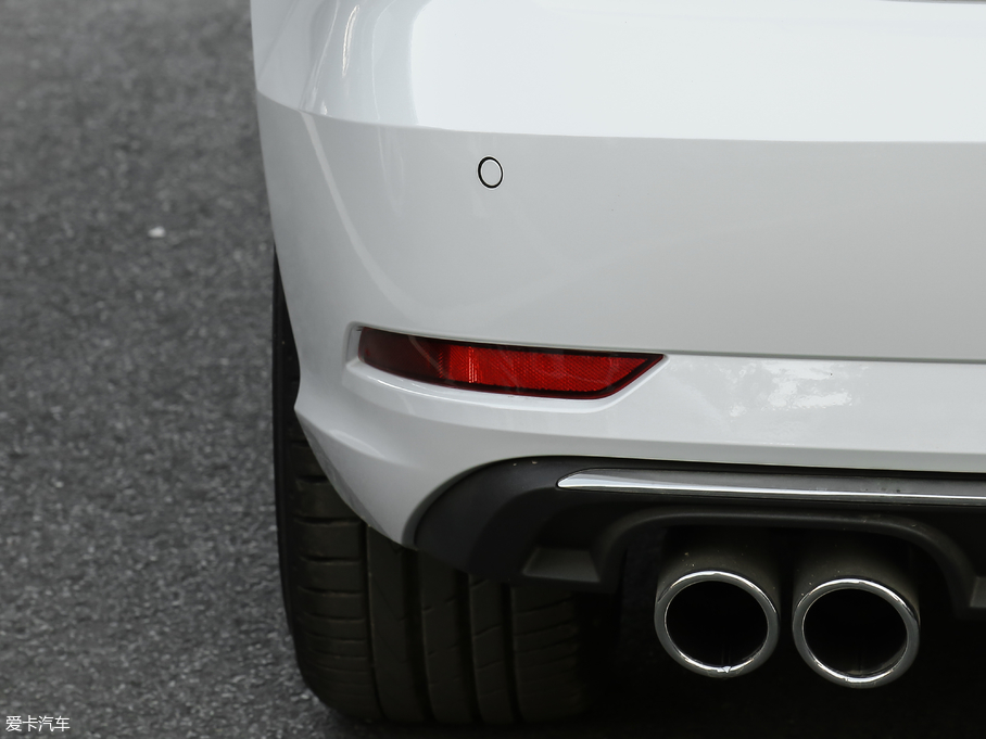 2018WA3 Limousine 30 Limousine 35 TFSIL