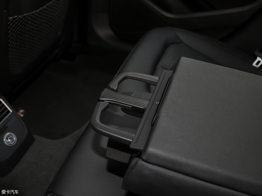 2018?yun)WA3 Limousine 30 Limousine 35 TFSIL(fng)