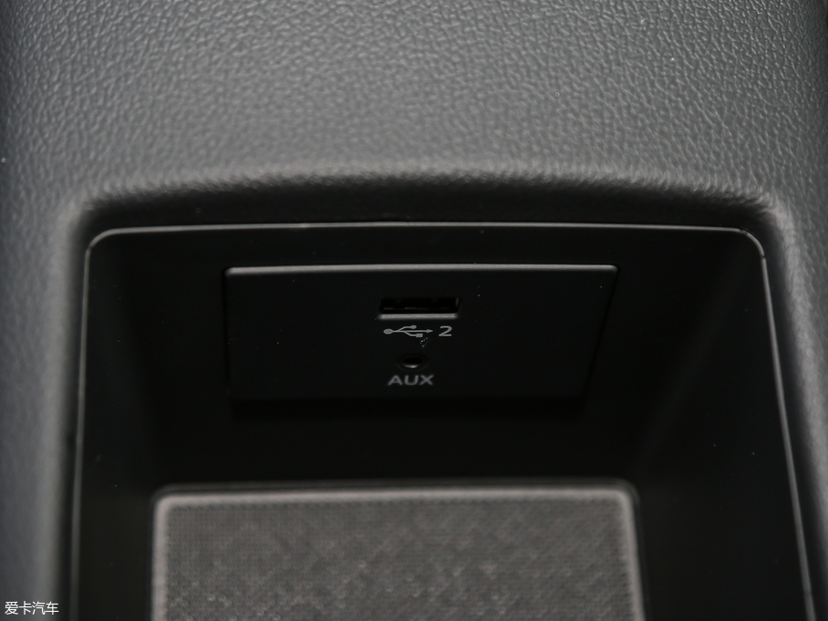 2018WA3 Limousine 30 Limousine 35 TFSIL