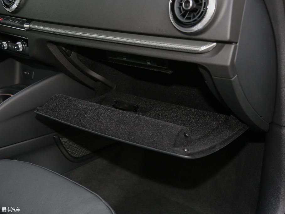 2018WA3 Limousine 30 Limousine 35 TFSIL