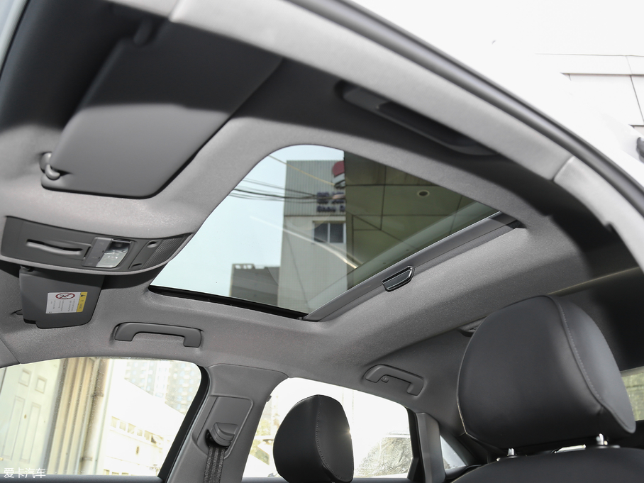 2018WA3 Limousine 30 Limousine 35 TFSIL