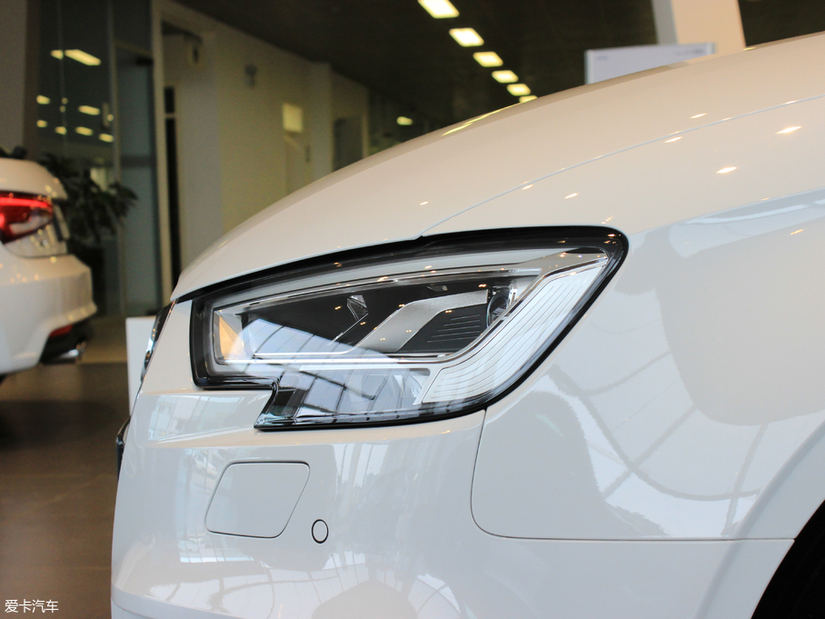 2018?yun)WA3 Limousine 30 Limousine 35 TFSI\(yn)(dng)