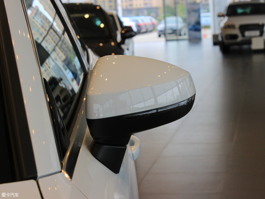 2018WA3 Limousine 30 Limousine 35 TFSI\(yn)