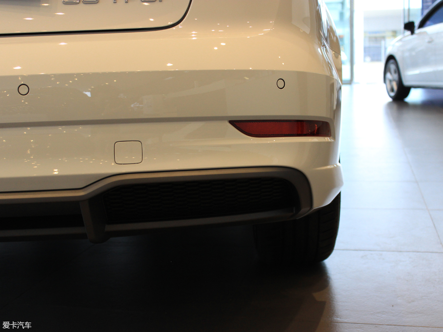 2018WA3 Limousine 30 Limousine 35 TFSI\