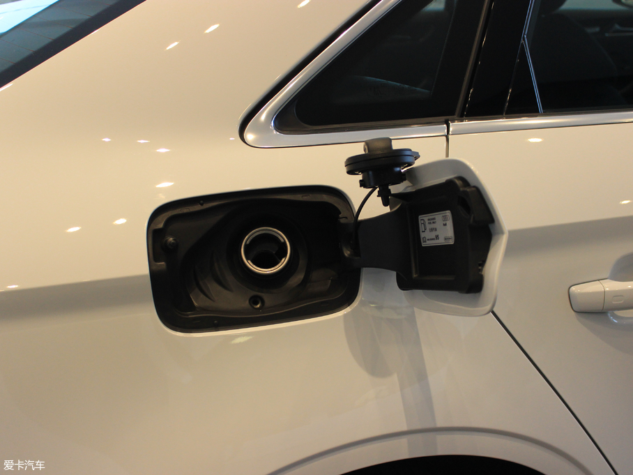 2018WA3 Limousine 30 Limousine 35 TFSI\