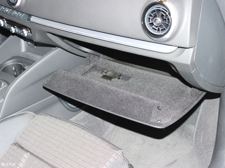 2018WA3 Limousine 30 Limousine 35 TFSI\