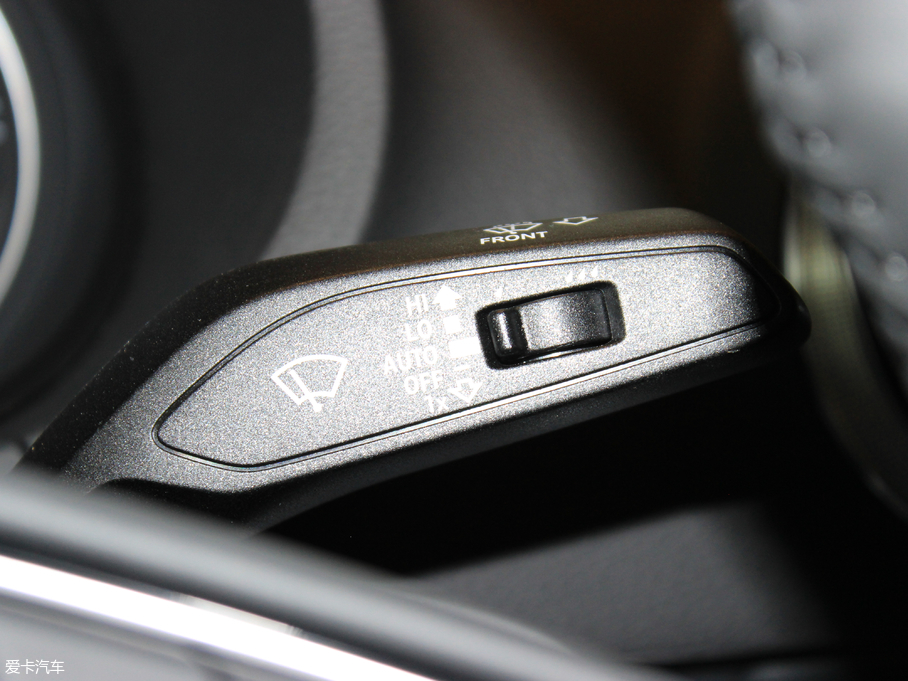 2018WA3 Limousine 30 Limousine 35 TFSI\