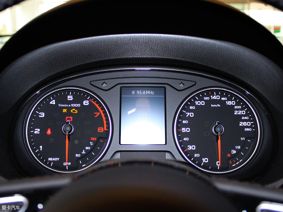 2018WA3 Limousine 30 Limousine 35 TFSI\