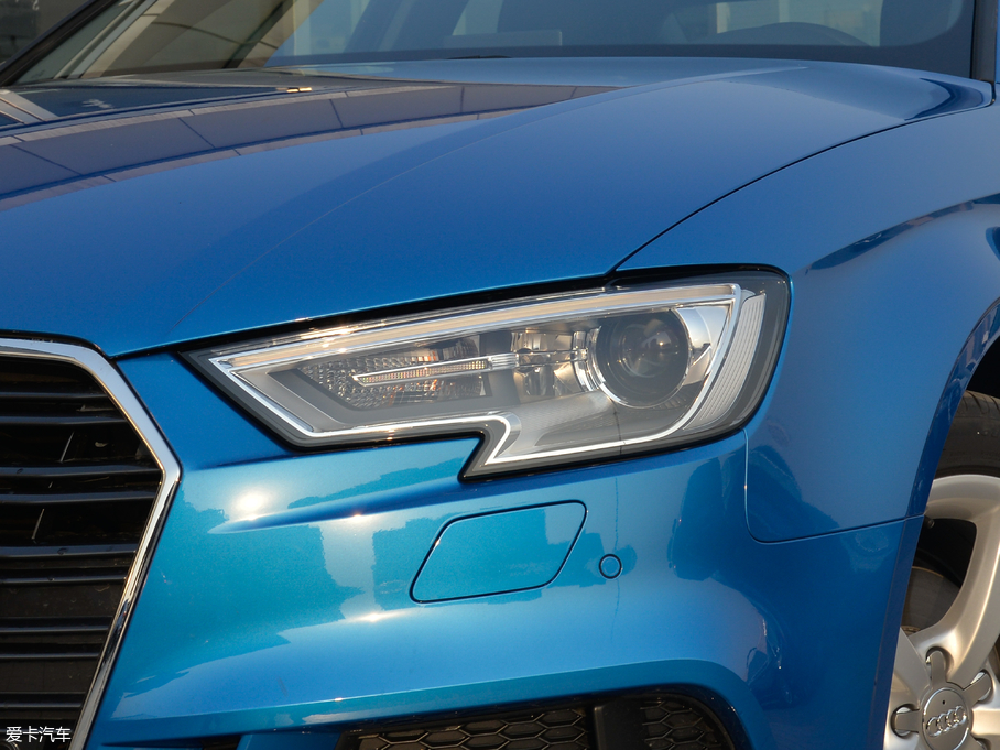 2018WA3 Limousine 30 Limousine 35 TFSIr