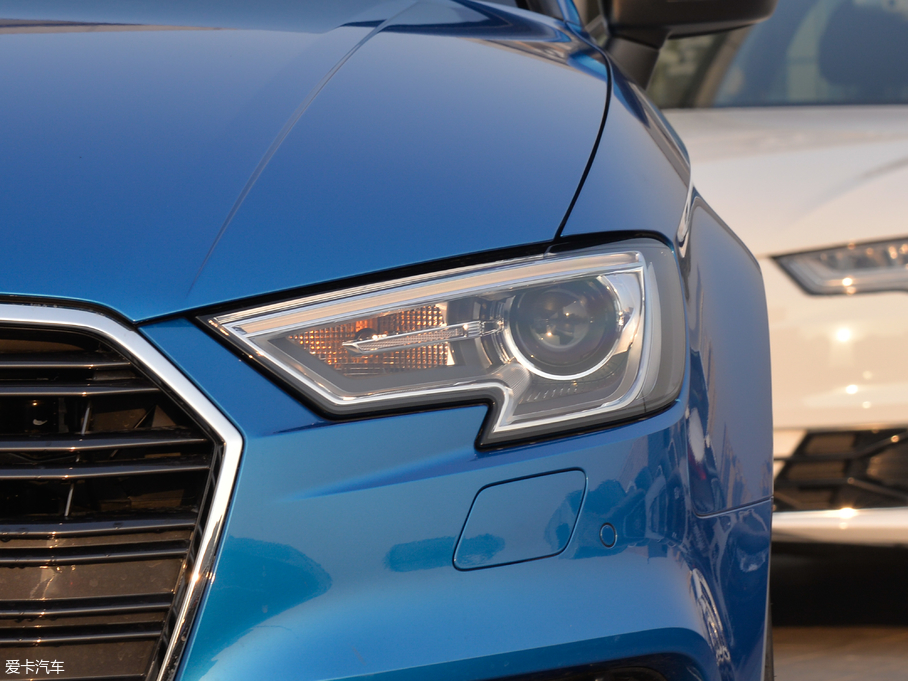 2018WA3 Limousine 30 Limousine 35 TFSIr