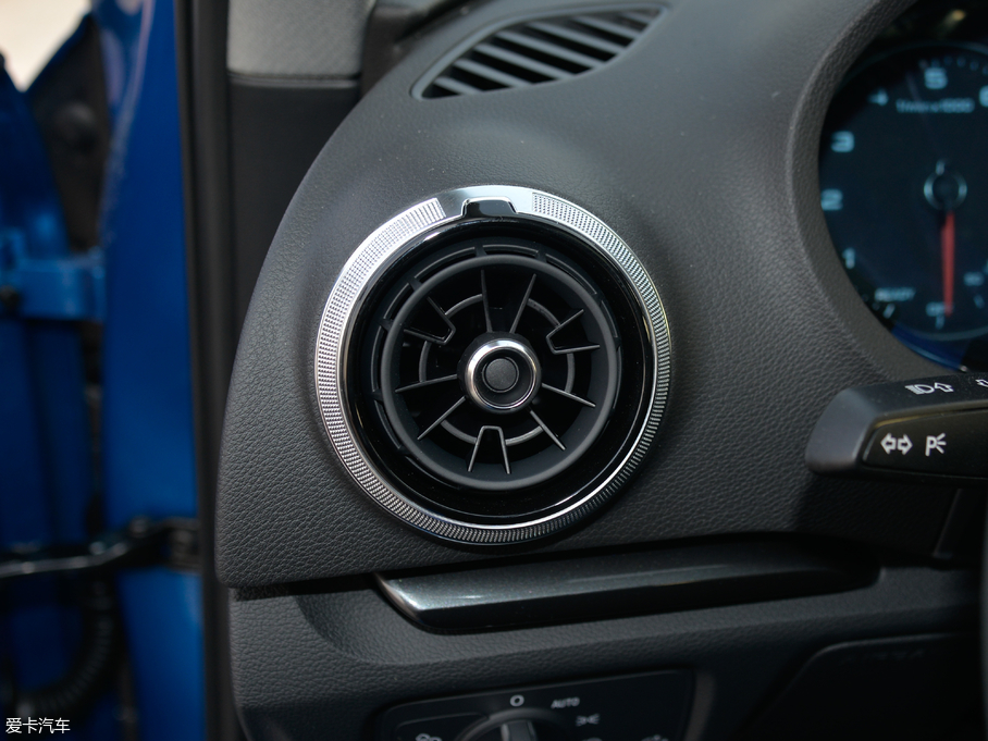 2018WA3 Limousine 30 Limousine 35 TFSIr