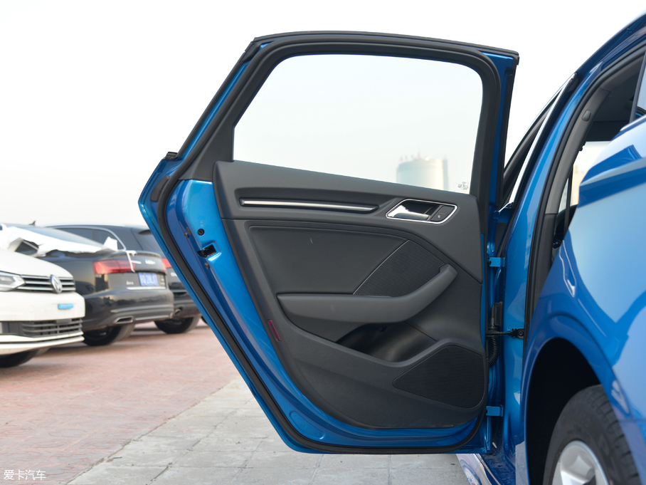 2018WA3 Limousine 30 Limousine 35 TFSIr