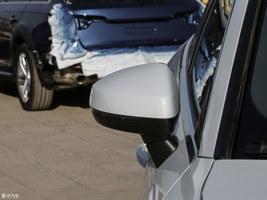 2018WA3 Limousine 30 Limousine 40 TFSI\