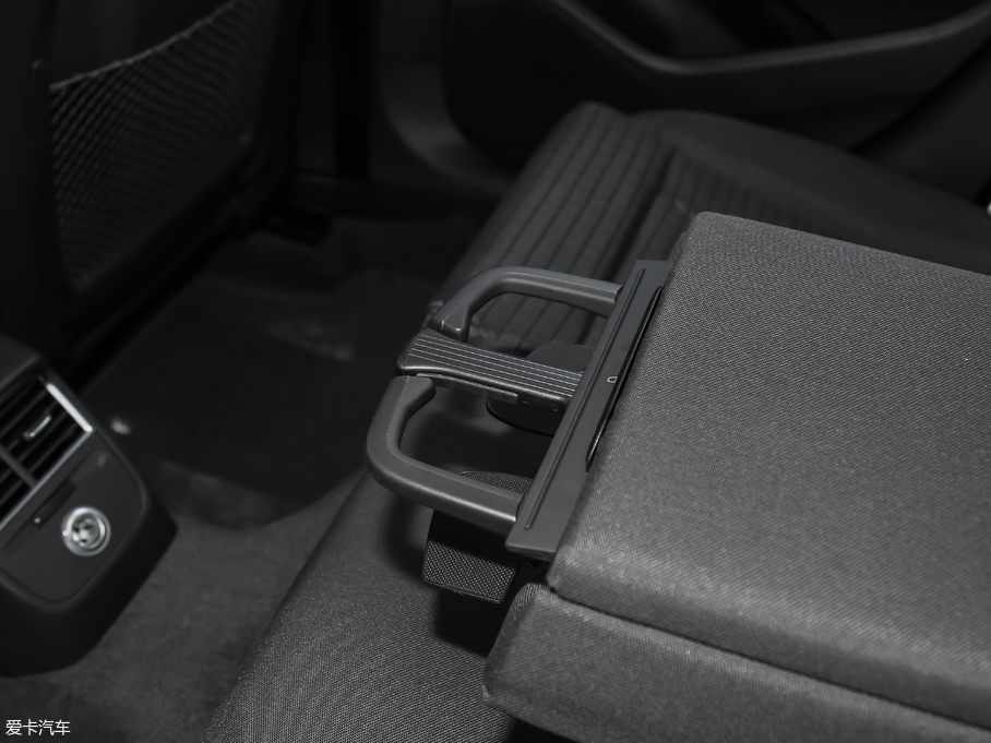 2018WA3 Limousine 30 Limousine 40 TFSI\