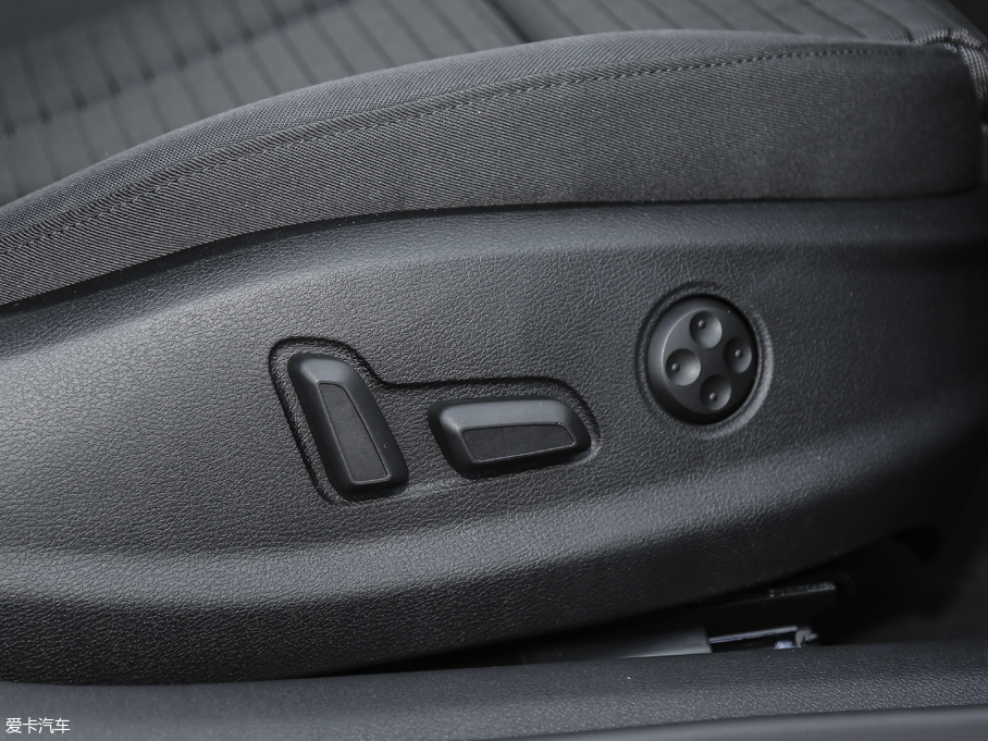 2018WA3 Limousine 30 Limousine 40 TFSI\