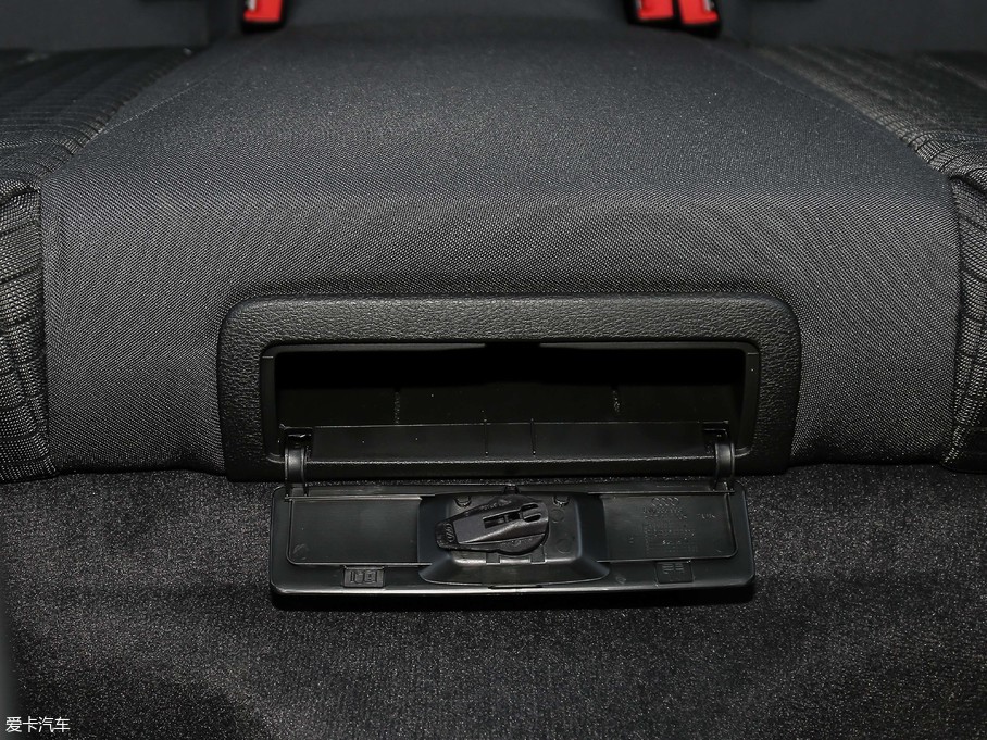 2018?yun)WA3 Limousine 30 Limousine 40 TFSI\(yn)(dng)