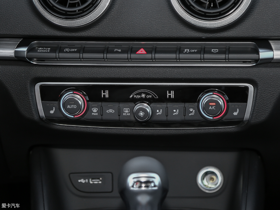 2018WA3 Limousine 30 Limousine 40 TFSI\