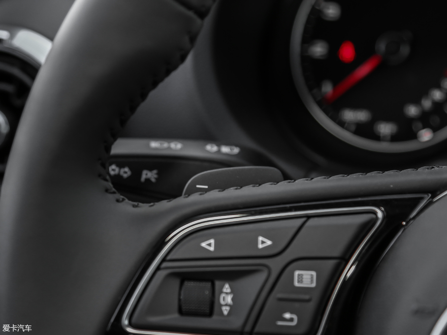 2018WA3 Limousine 30 Limousine 40 TFSI\