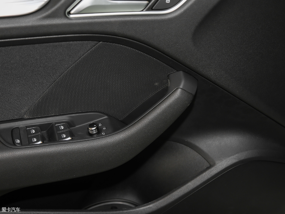 2018WA3 Limousine 30 Limousine 35 TFSI\