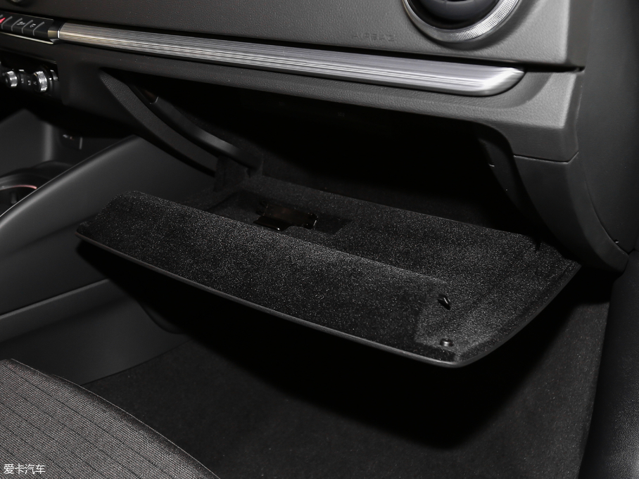 2018WA3 Limousine 30 Limousine 35 TFSI\