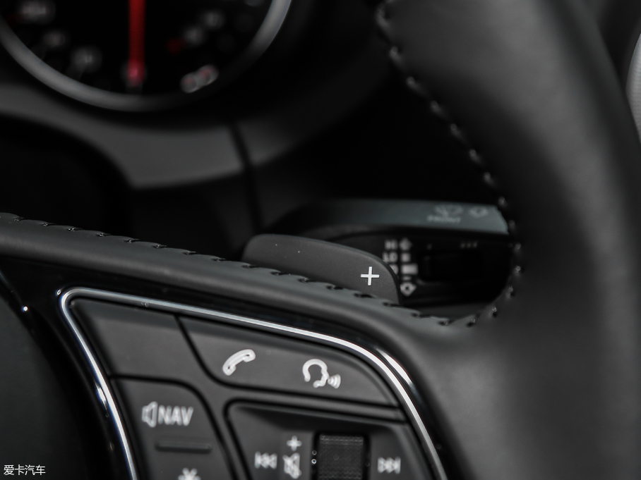 2018?yun)WA3 Limousine 30 Limousine 35 TFSI\(yn)(dng)