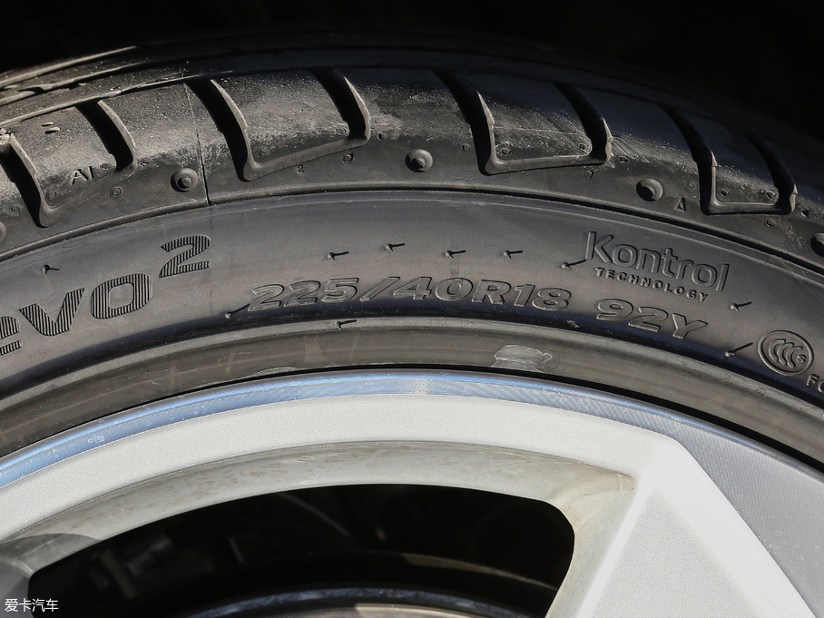 2018WA3 Limousine 30 Limousine 40 TFSIL