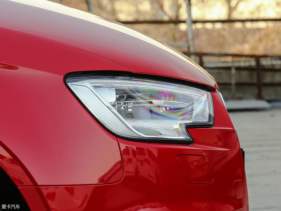 2018?yun)WA3 Limousine 30 Limousine 35 TFSIM(jn)ȡ	