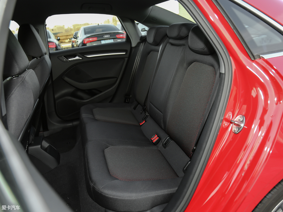 2018WA3 Limousine 30 Limousine 35 TFSIMȡ	