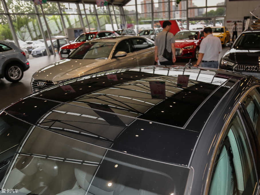 2018WA3 Limousine 30 Limousine 35 TFSIr