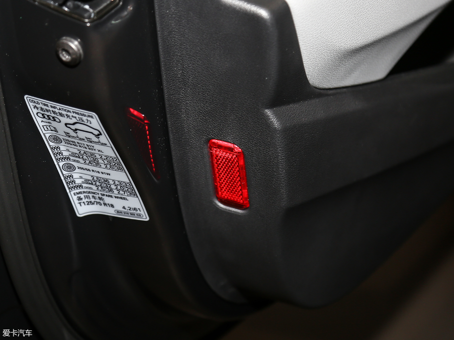 2018?yun)WA3 Limousine 30 Limousine 35 TFSIr(sh)