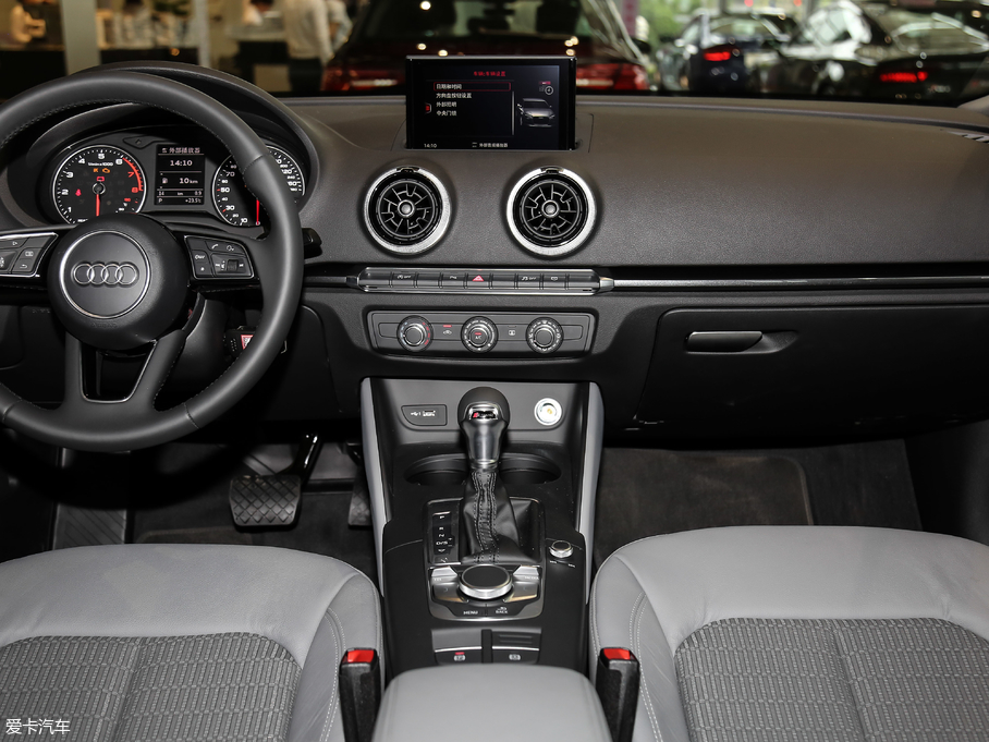 2018WA3 Limousine 30 Limousine 35 TFSIr