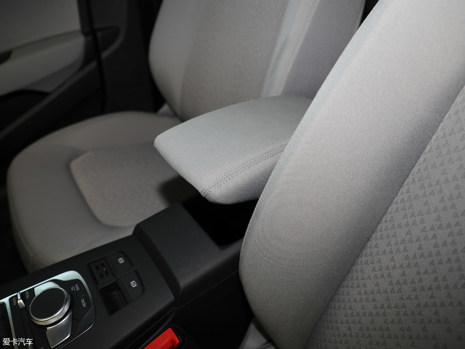 2018WA3 Limousine 30 Limousine 35 TFSIMȡ	