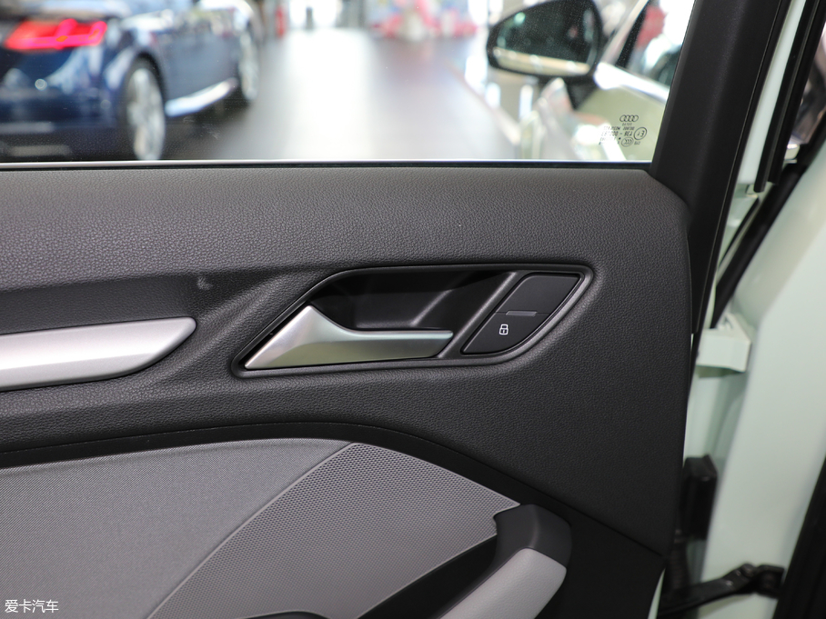 2018WA3 Limousine 30 Limousine 35 TFSIMȡ	