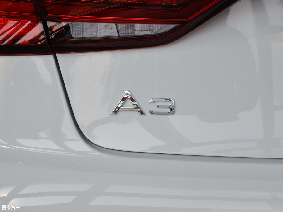 2018WA3 Limousine 30 Limousine 35 TFSIr