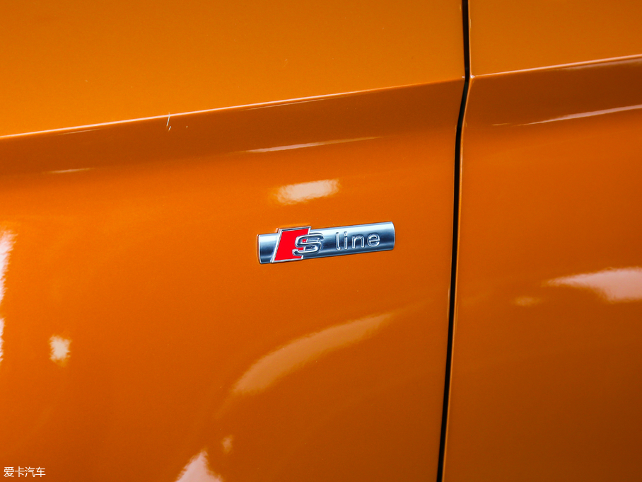 2018?yun)WA3 Limousine 30 Limousine 35 TFSIr(sh)