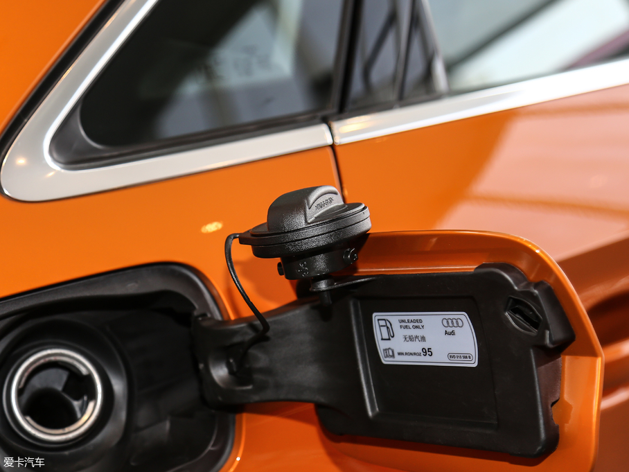 2018?yun)WA3 Limousine 30 Limousine 35 TFSIr(sh)