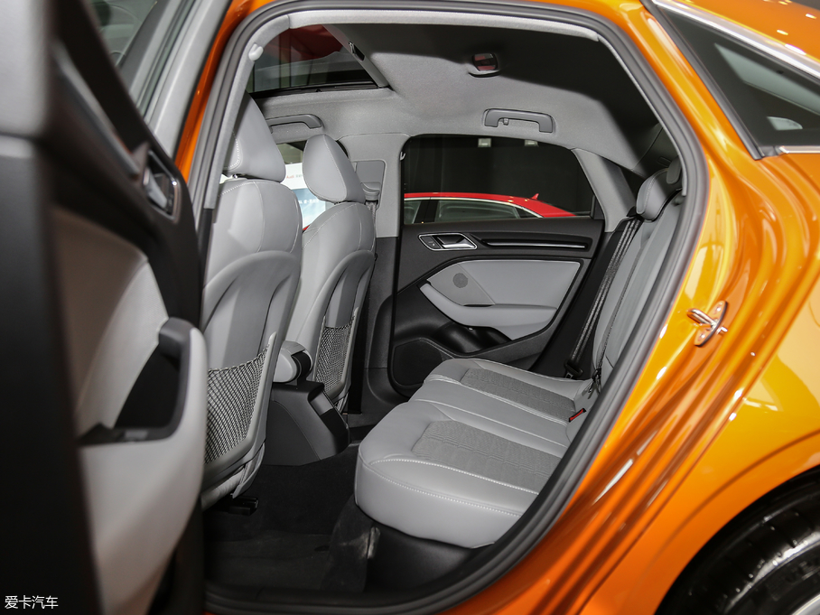 2018WA3 Limousine 30 Limousine 35 TFSIr