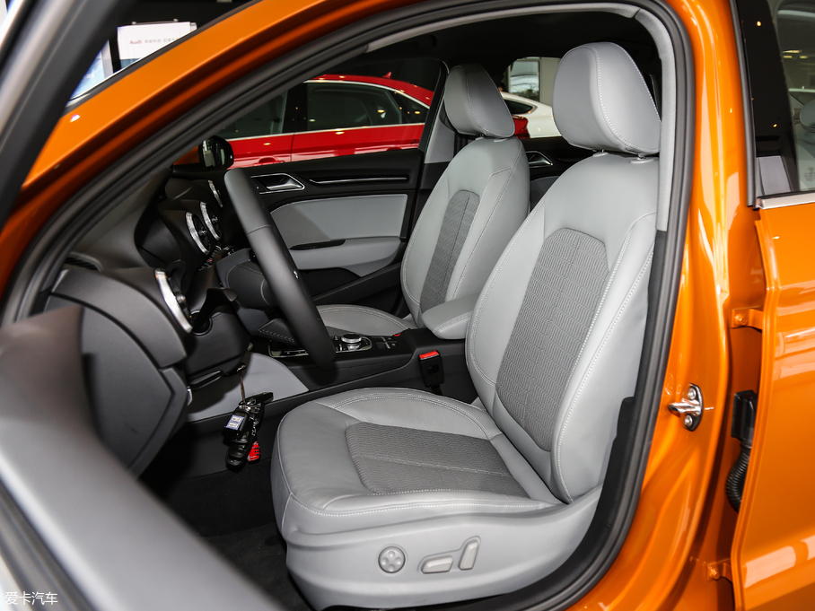 2018WA3 Limousine 30 Limousine 35 TFSIr