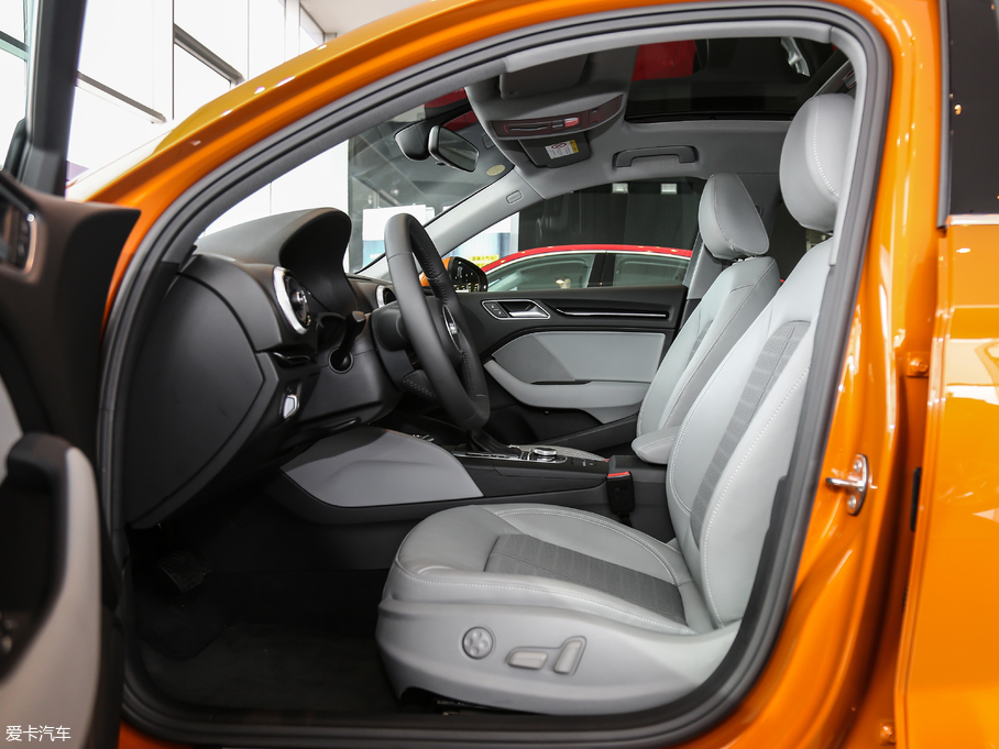 2018WA3 Limousine 30 Limousine 35 TFSIr