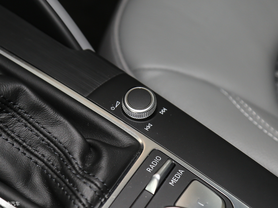 2018WA3 Limousine 30 Limousine 35 TFSIr