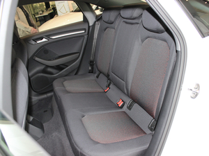 201830 Limousine 35 TFSIMȡ	 