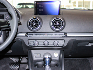 201830 Limousine 35 TFSIMȡ	 п_