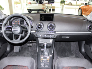 201830 Limousine 35 TFSIMȡ	 ȫ