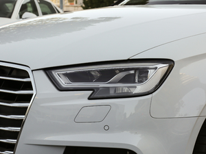 201830 Limousine 35 TFSIL ^