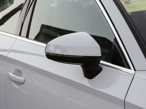 201830 Limousine 35 TFSIL ^