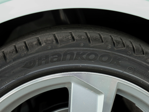 201830 Limousine 35 TFSIL ݆̥Ʒ