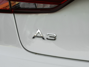 201830 Limousine 35 TFSIL ^